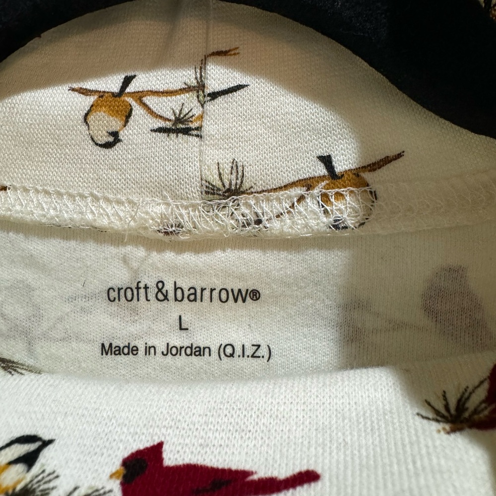 NWT Croft & Barrow Beige Christmas Cardinals Faux Turtleneck Long Sleeve large - Picture 2 of 5